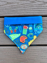 Load image into Gallery viewer, Reversible Vinyl Pet Bandana “I’m so barbe-cute!”