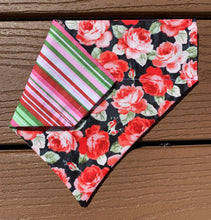 Load image into Gallery viewer, Reversible Pet Bandana “Rose blossom”
