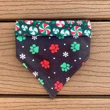Load image into Gallery viewer, Reversible Pet Bandana “Pawpermint”
