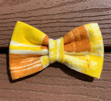 Load image into Gallery viewer, “Sunflower plaid” Bow tie
