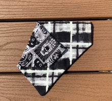 Load image into Gallery viewer, Reversible Pet Bandana “Tarot Cards”