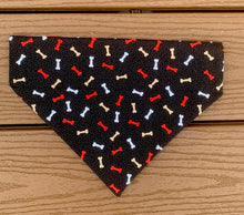 Load image into Gallery viewer, Reversible Pet Bandana “Red Camo”