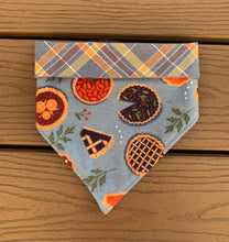 Load image into Gallery viewer, Reversible Pet Bandana “Slice of fall”