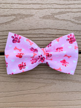 Load image into Gallery viewer, “Pink paw print” Bow Tie