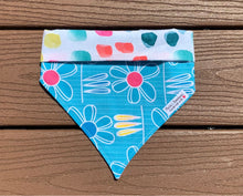 Load image into Gallery viewer, Reversible Pet Bandana “Flower Array”