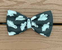 Load image into Gallery viewer, “Ghosts” Bow tie
