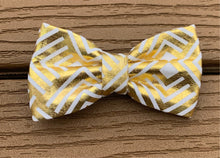 Load image into Gallery viewer, “Gold Foil” Bow tie
